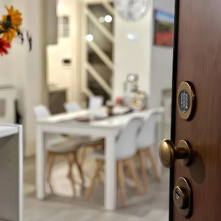 Be Your - Just A Step Away From Everything Apartment *