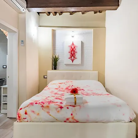 Apartment Be Your - Just A Step Away From Everything *